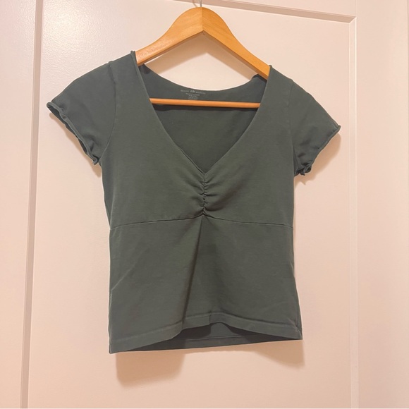 BRANDY MELVILLE - Cotton Tee - Dark Green - Women’s O/S - Picture 8 of 13